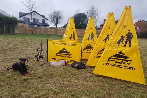 Tenda nascondiglio per lavoro professionale con cane