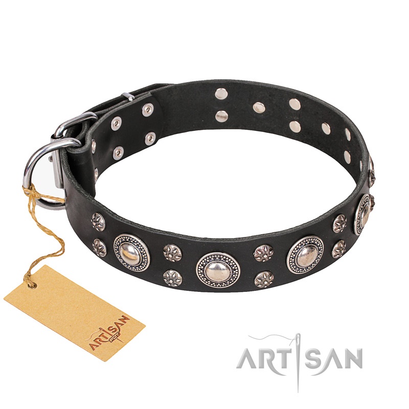 FDT Artisan - Collare in cuoio nero "Vintage Necklace" per cane - Clicca l'immagine per chiudere